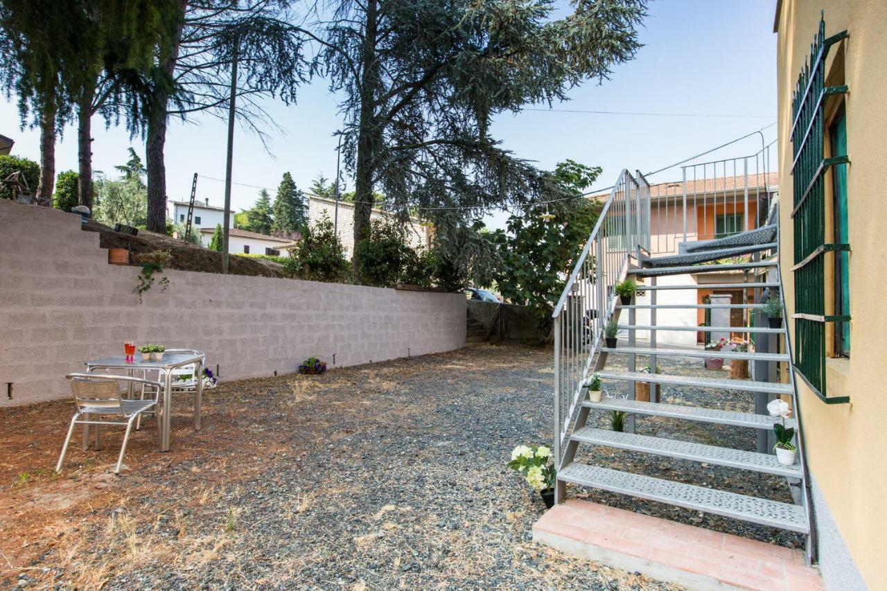Casa Donatella Appartement Montecchio  Buitenkant foto