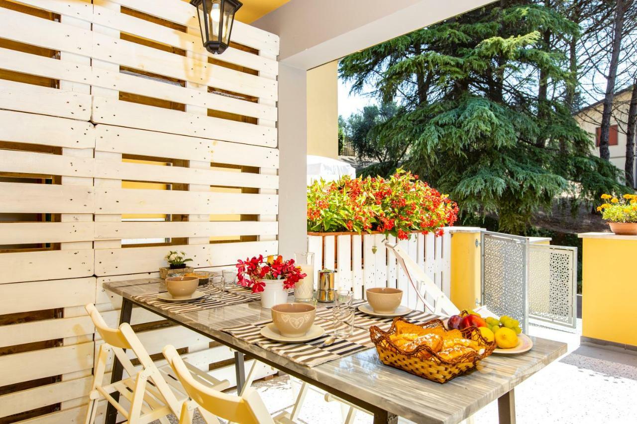 Casa Donatella Appartement Montecchio  Buitenkant foto